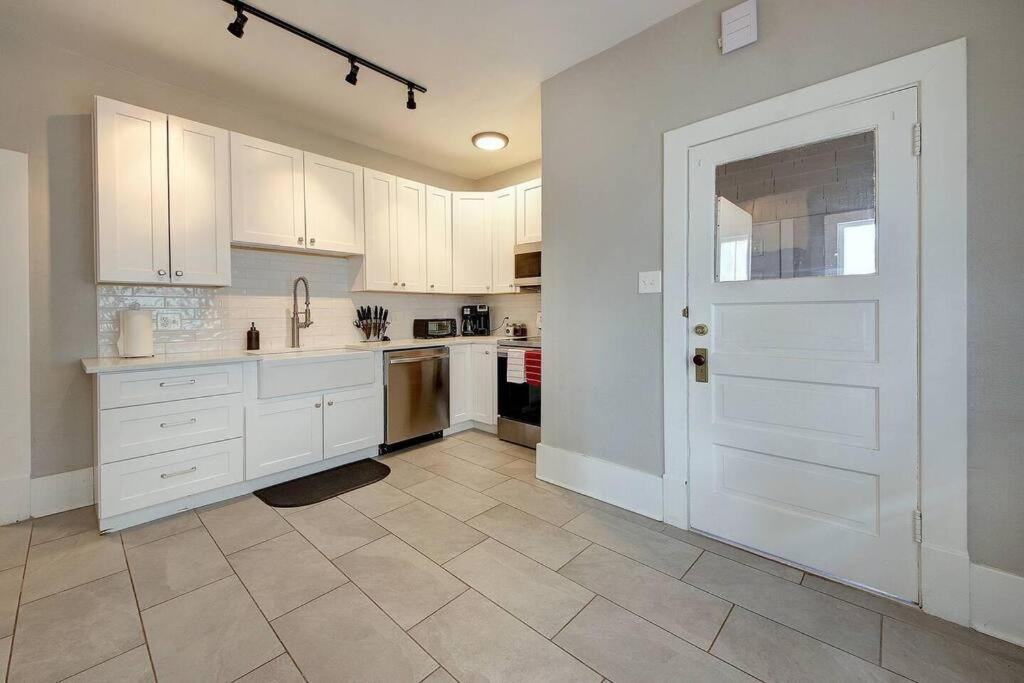 Historic Home W/Pikes Peak Views コロラドスプリングス エクステリア 写真