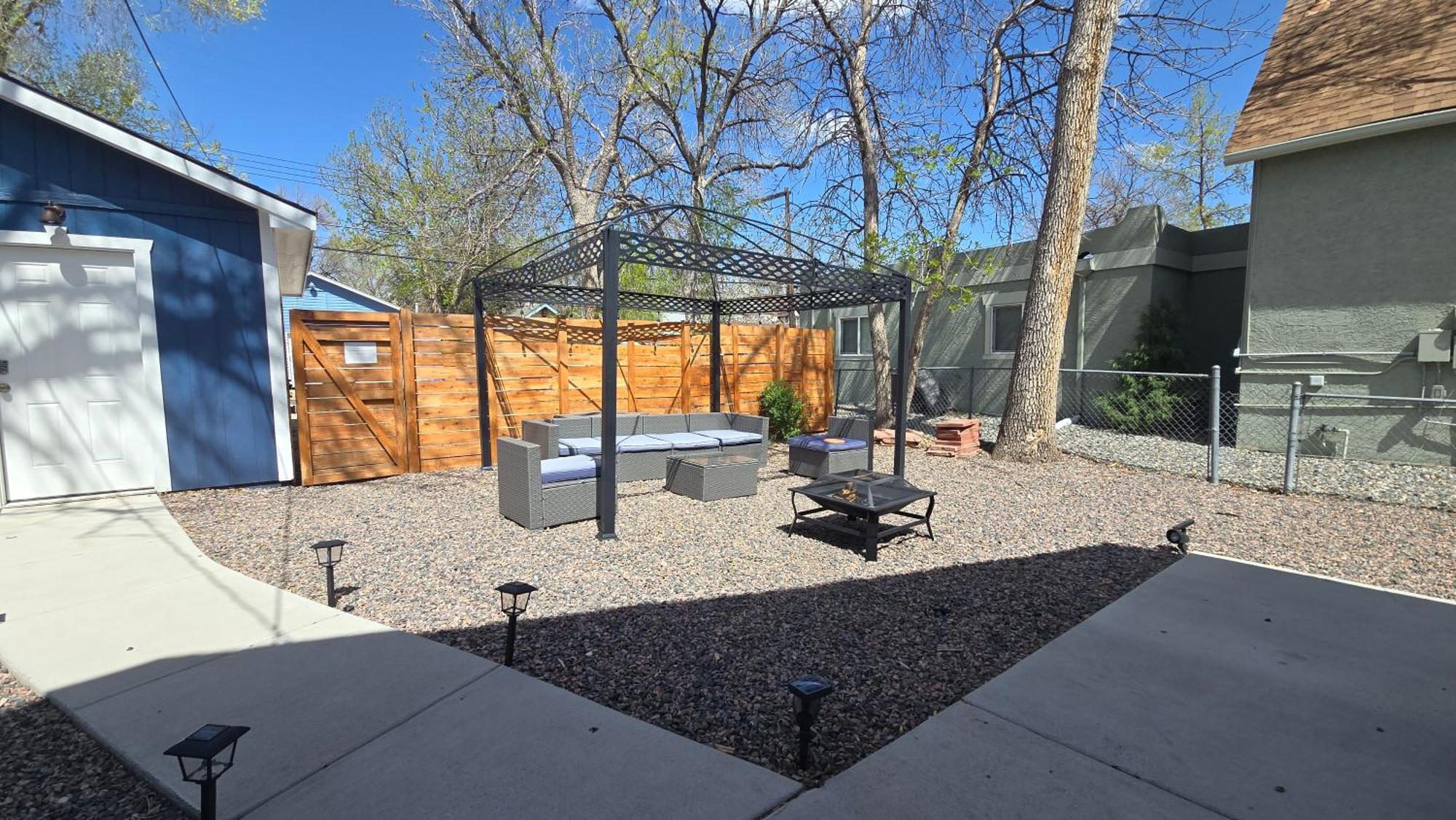 Historic Home W/Pikes Peak Views コロラドスプリングス エクステリア 写真
